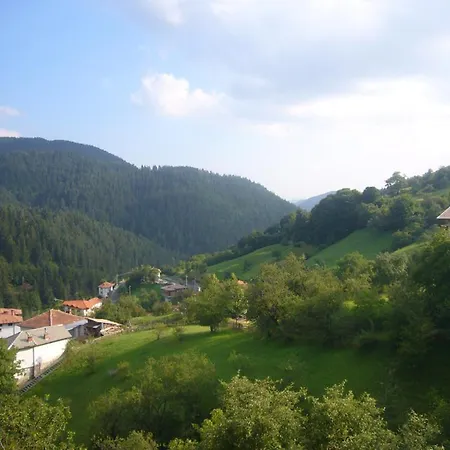 Momchil Unak Guest house Momchilovtsi (Smolyan)